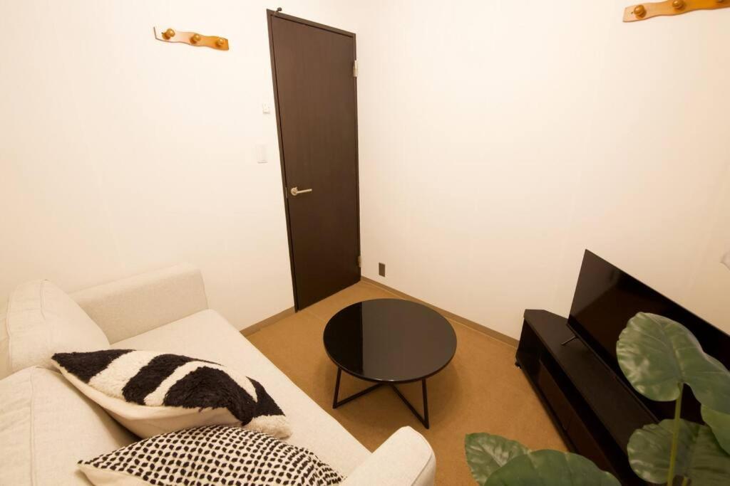 Apartment リマールビル2 401